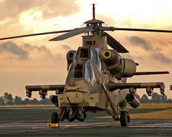 Denel CSH-2 Rooivalk Вертолет огневой поддержки ...